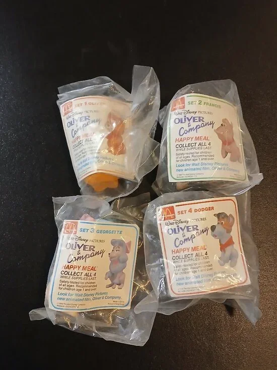 Complete Set of 4 Vintage McDonald's Oliver and Company NIB - Picture 1 of 6